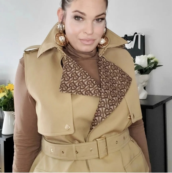 Burberry Trench Vest TB monogram - Picture 2 of 16